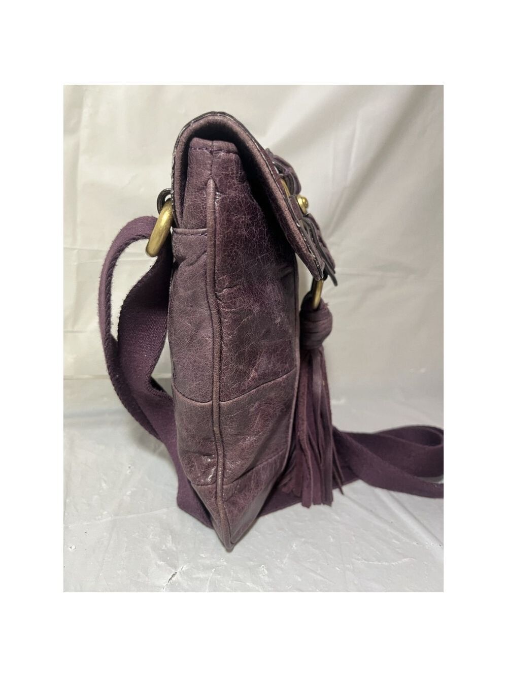 JUICY COUTURE WHIPSTITCH LEATHER TASSEL CROSSBODY BAG PURSE Plum Y2K - Picture 9 of 16